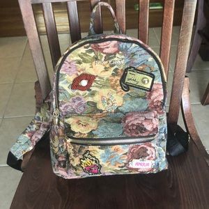 🆕 Betsey Johnson Backpack 🆕